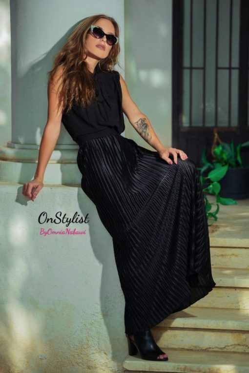 Black pleated Maxi Skirt - Image 2