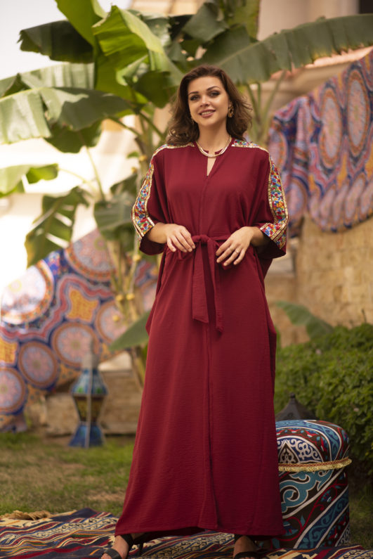 Burgundy Embroidery Shoulder Kaftan - Image 4