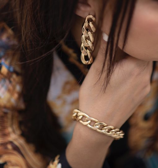 Gold Accessories Bracelet - Image 2