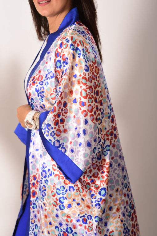 Colorful Leo Print Silk Kimono - Image 4