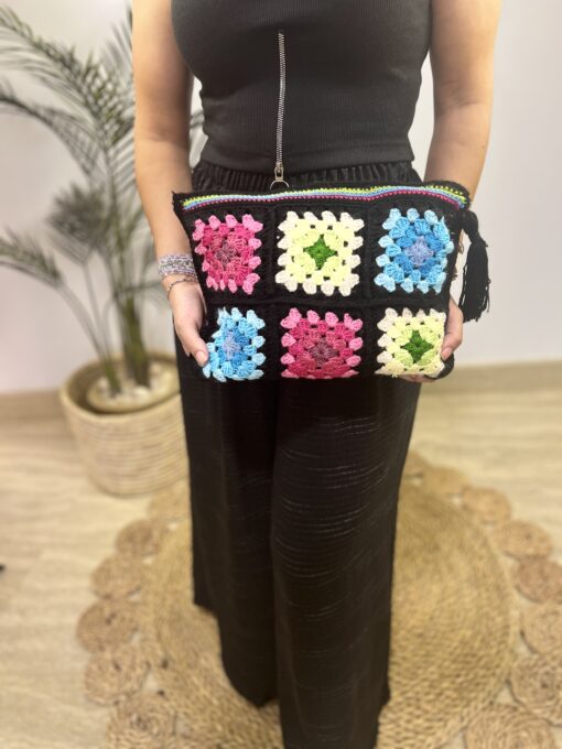Crochet Unique Clutch - Image 3