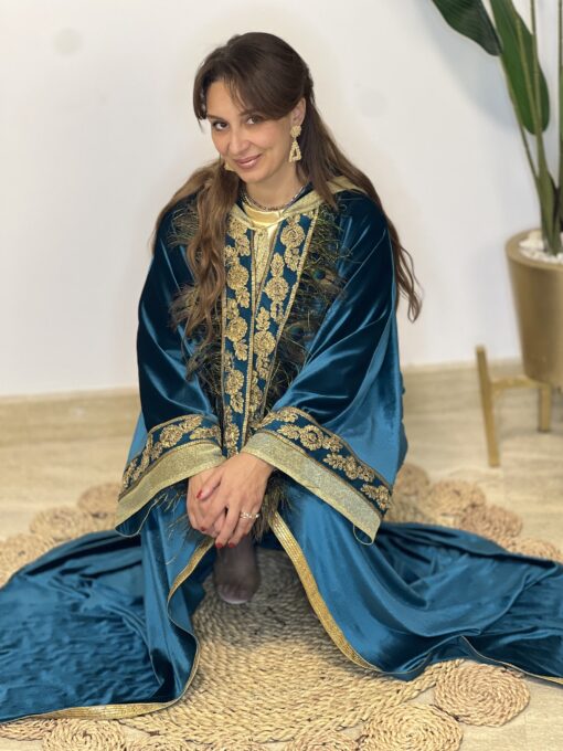 Sultan’s Feather Kaftan - Image 4